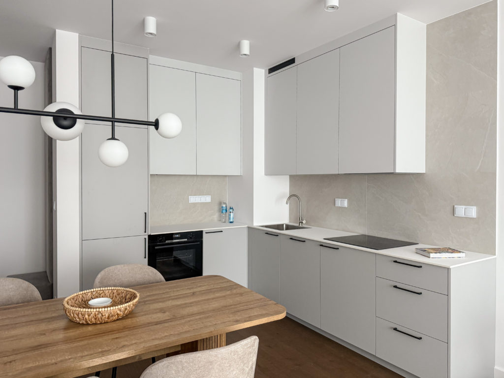 Grzybowska 37 m.72 12