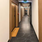 Grzybowska 37 m.79 drzwi